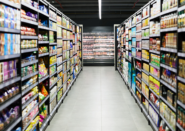 A full aisle in a supermarket.