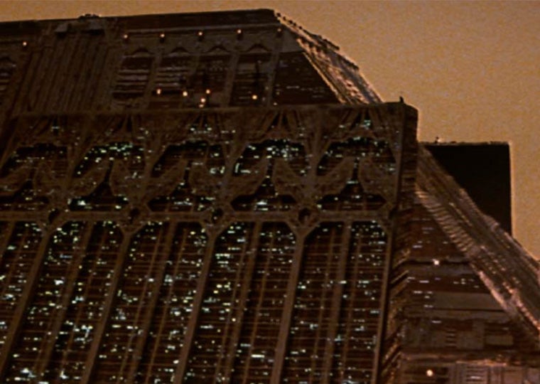 A still of a building in Blade Runner film.